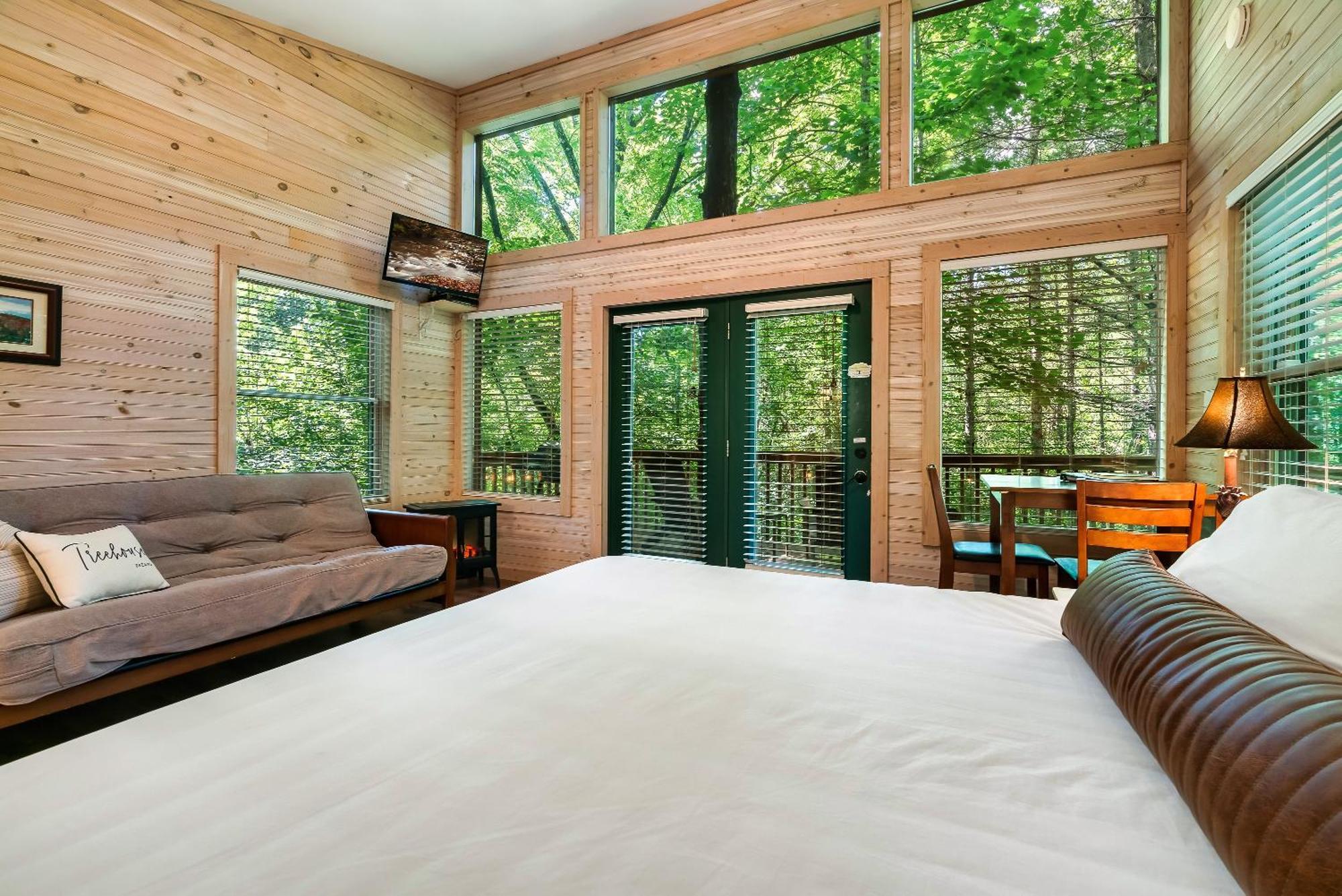 Rivers Edge Treehouses Robbinsville Exterior foto